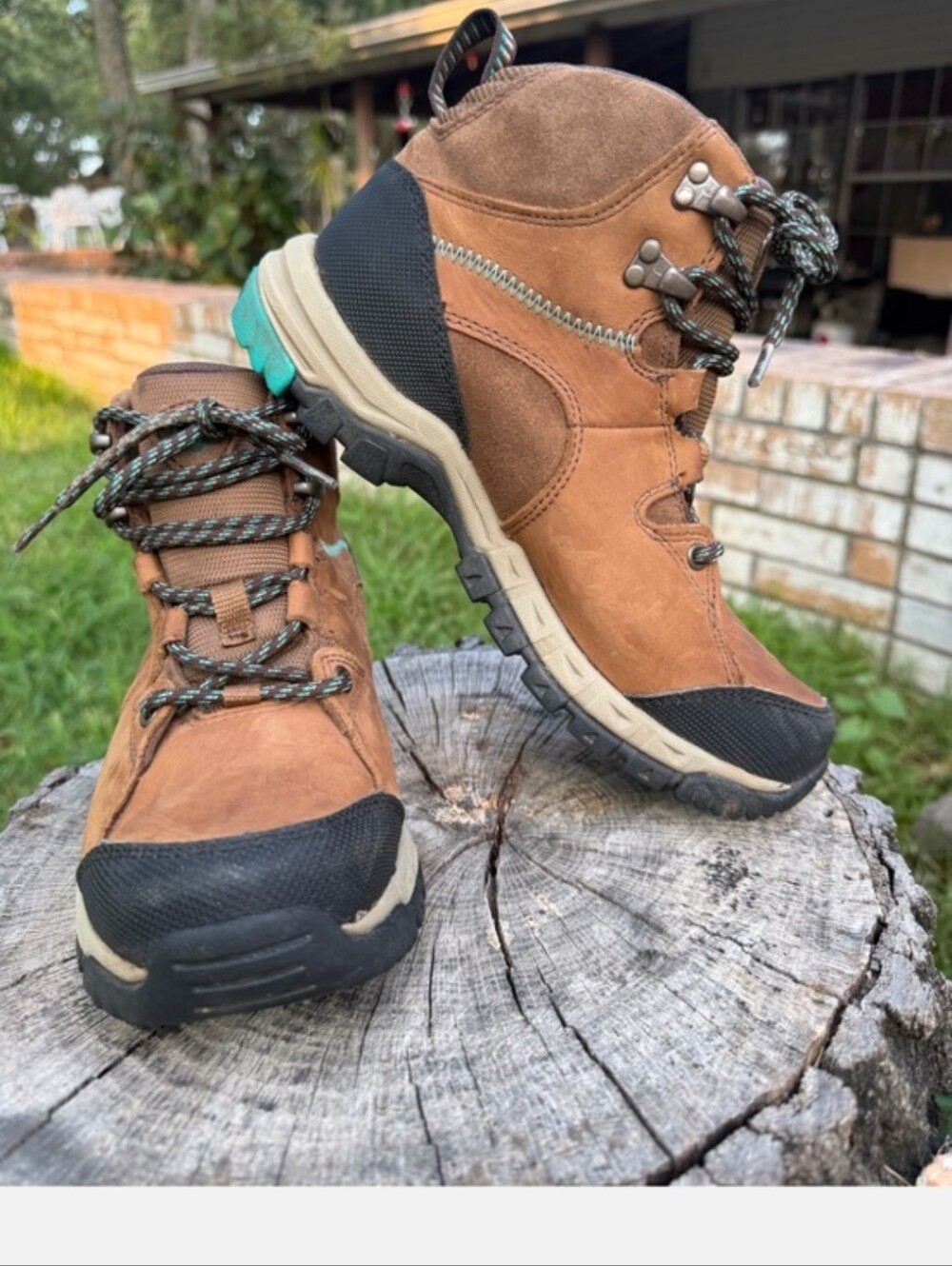 Ariat Women's 7B Skyline Mid Waterproof Hiking Boot (Style #100021785) CLEAN